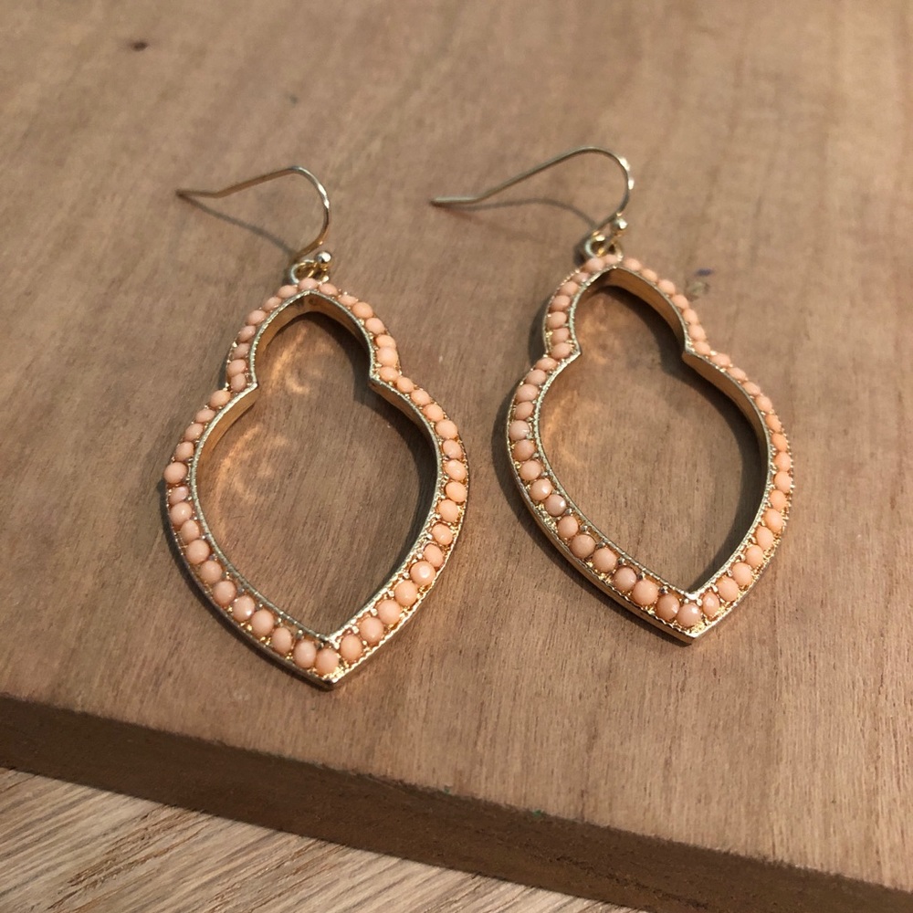 Towne & Reese spade coral earring